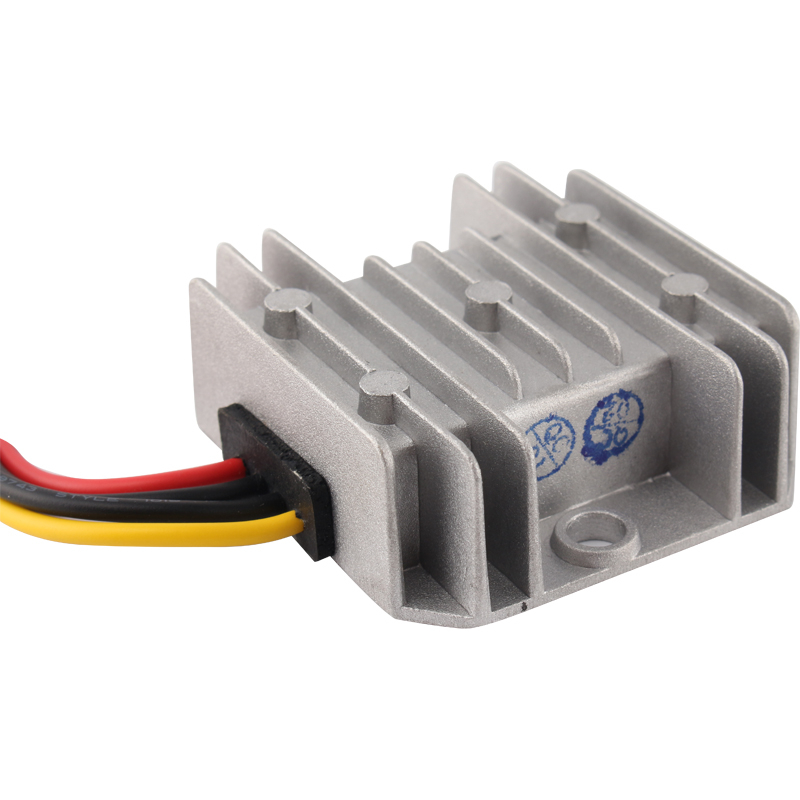 Conversor 12V / 24VDC para 5VDC 10A DC-DC impermeável não isolado