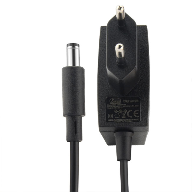 Adaptador de alimentação tipo parede 12W 12V 1A