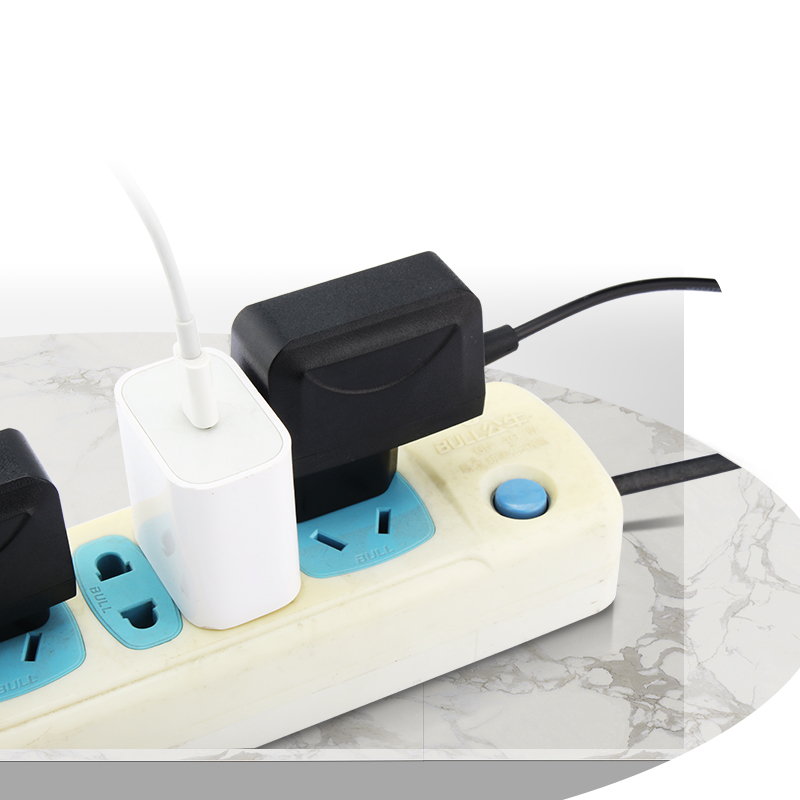 Adaptador de bateria de 12 W com certificação CE SMUN 12V 1A